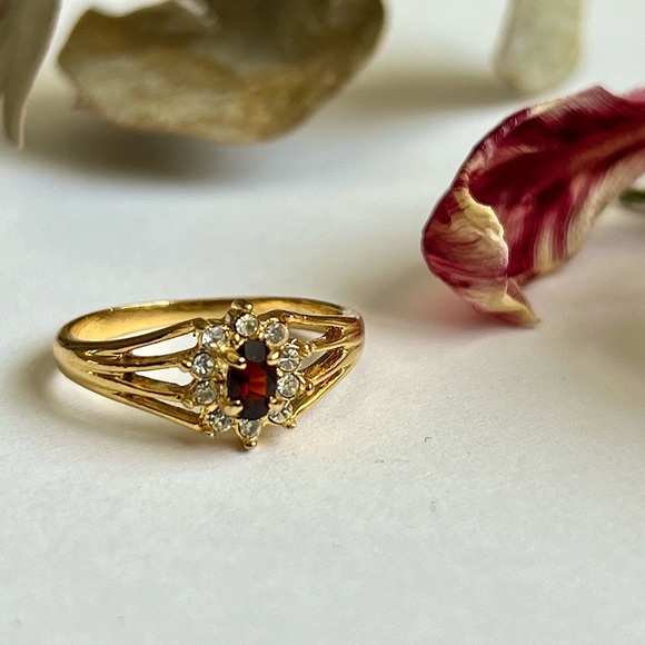 Vintage imitation Ruby and Diamond Ring - Picture 1 of 6